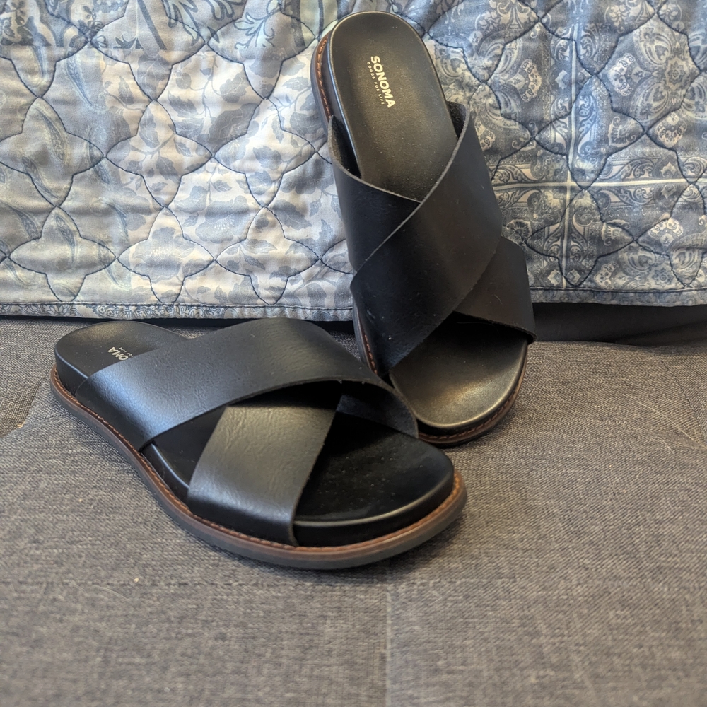 Sonoma Black Slide Sandals